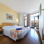 Relaxia Beverly Park Hotell 3*
