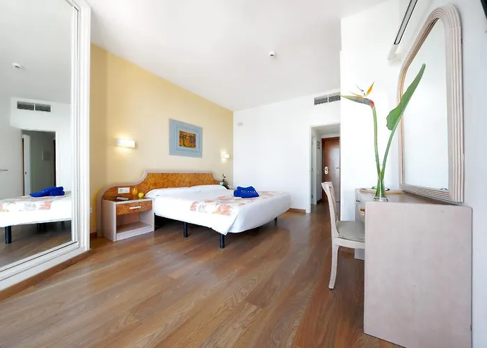 Отель Relaxia Beverly Park 3*