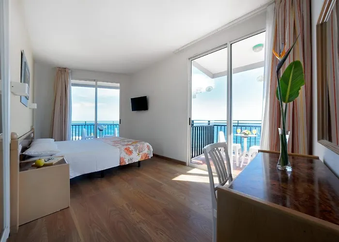 Relaxia Beverly Park Отель